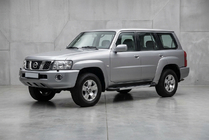 Nissan Patrol Y61 1997-2011 Estribos Laterales RedLine V1 (2 uds., Aluminio) foto 1