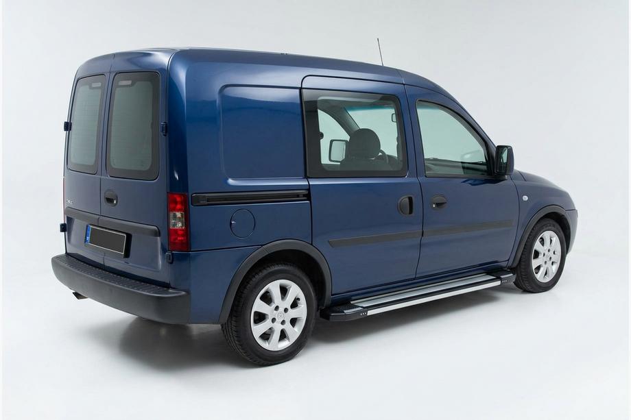 Opel Combo 2002–2012 Estribos Laterales Rainbow (2 uds., Aluminio) Image