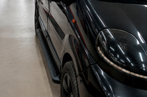 Renault Trafic 2001–2015 Estribos Laterales Allmond Black (2 uds., Aluminio) foto 2