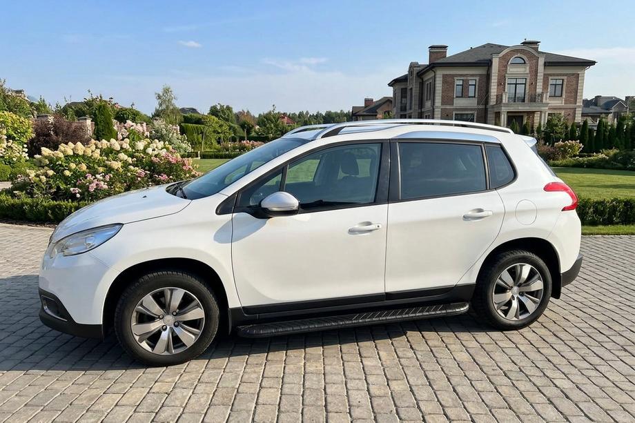 Peugeot 2008 2013-2019 Estribos Laterales Bosphorus Black (2 uds., Aluminio) Image