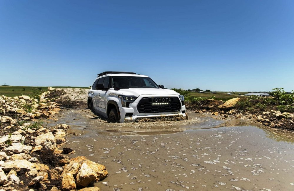 Toyota Sequoia III (XK80): Reseña, especificaciones y fotos