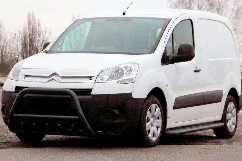 Citroen Berlingo 2008-2018 Defensa Delantera WT003 Negra Acero Inoxidable Image