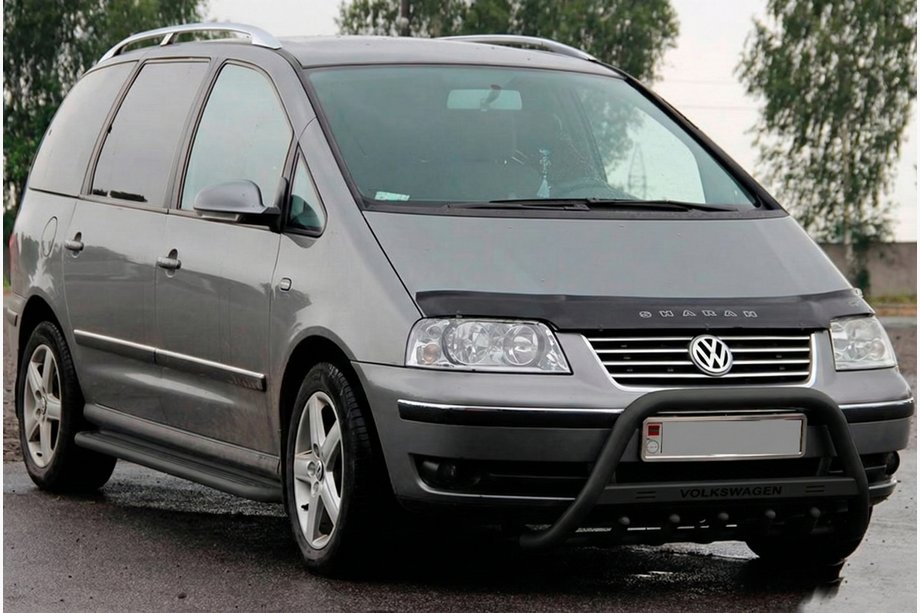 Volkswagen Sharan 1995-2010 Defensa Delantera WT004 Negra (Acero Inoxidable) Image