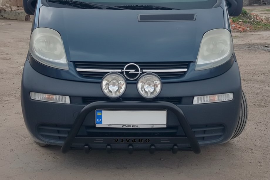 Opel Vivaro 2001–2015 Defensa Delantera WT004 Negra (Acero Inoxidable) Image