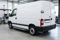Renault Master 1998-2010 Estribos Laterales Sunrise (2 uds., Aluminio) foto 1