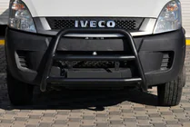 Iveco Daily 2006-2014 Defensa Delantera WT018 Negra foto 1