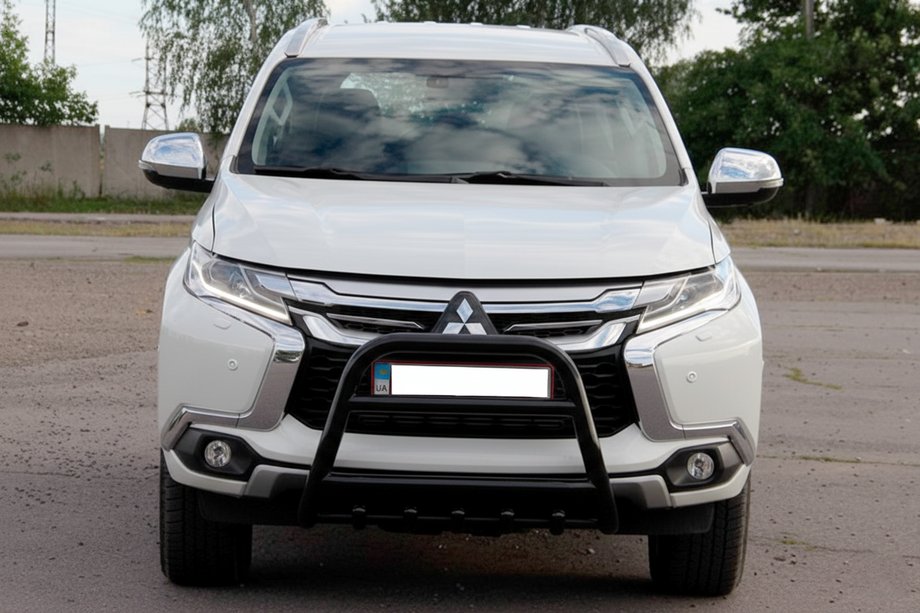 Mitsubishi Pajero Sport 2015- Defensa Delantera WT008 Negra (Acero Inoxidable) Image
