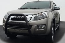Isuzu D-Max 2011-2019 Defensa Delantera QT008 Negra (Acero Inoxidable) foto 1