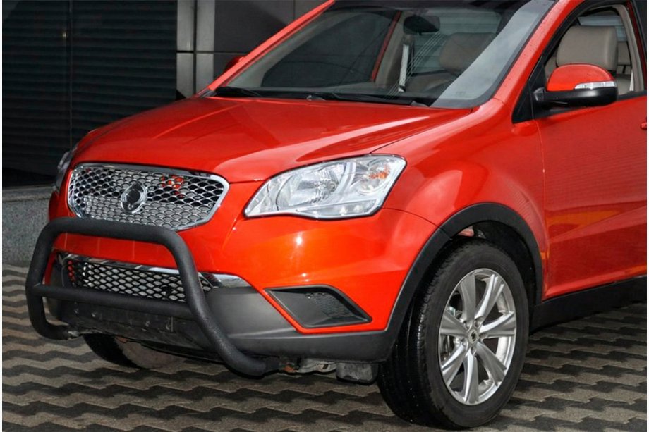 SsangYong Korando 2010-2019 Defensa Delantera WT005 Negra (Acero Inoxidable) Image