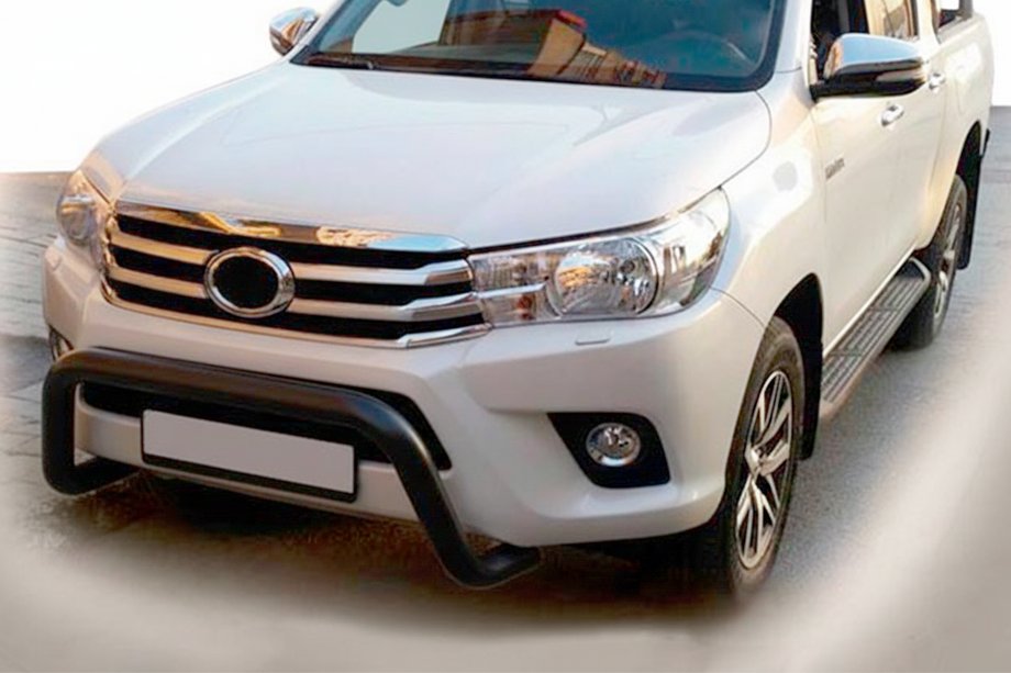 Toyota Hilux 2015- Defensa Delantera WT009 Negra (Acero Inoxidable) Image