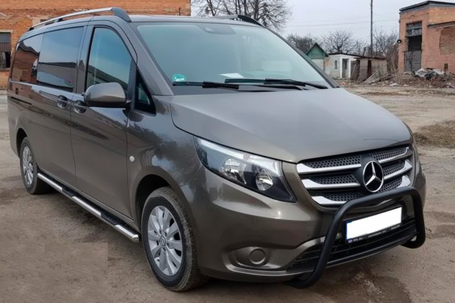 Mercedes Vito/V-class W447 2014- Defensa Delantera WT006 Negra (Acero Inoxidable) Image