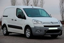 Citroen Berlingo 2008-2018 Defensa Delantera WT007 Negra (Acero Inoxidable) foto 1