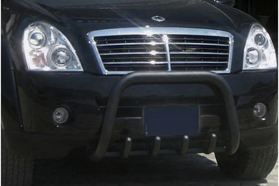 SsangYong Rexton I 2001-2017 Defensa Delantera QT006 Negra (Acero Inoxidable) Image
