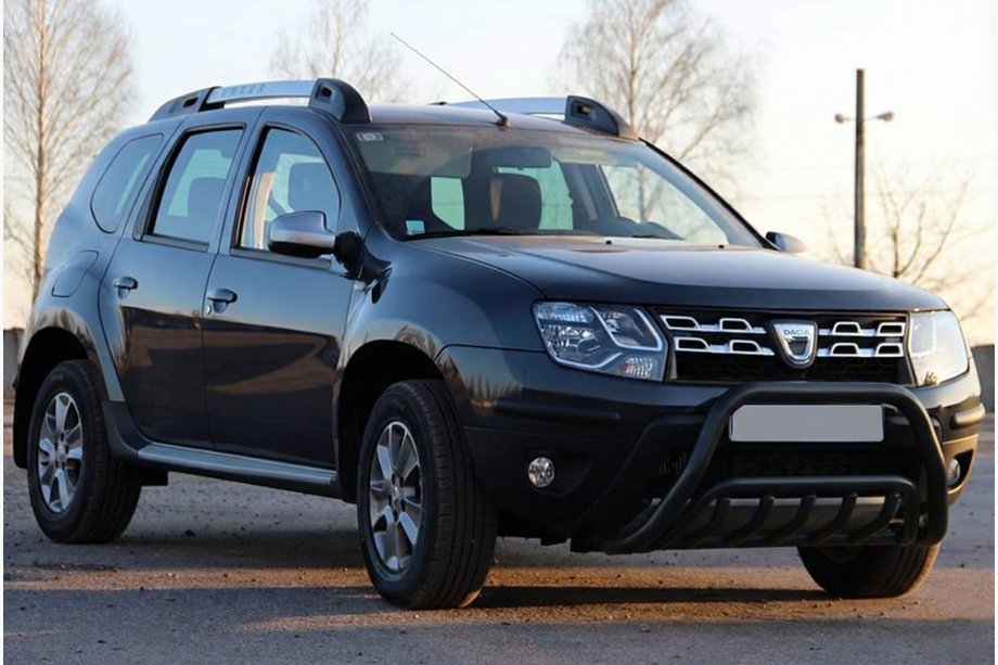 Renault Duster 2008–2017 Defensa Delantera WT002 Negra (Acero Inoxidable) Image