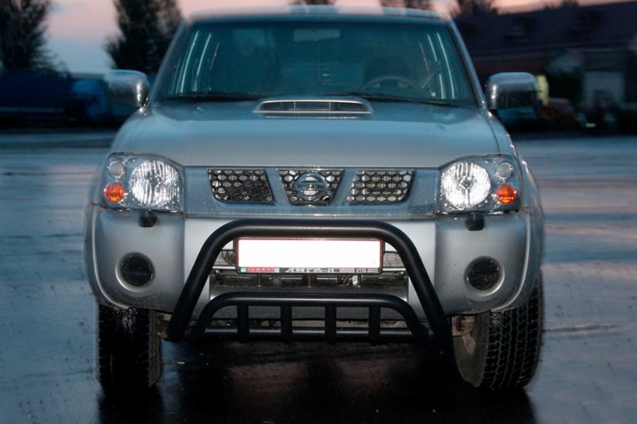 Nissan NP300 1999-2015 Defensa Delantera WT002 Negra (Acero Inoxidable) Foto 2