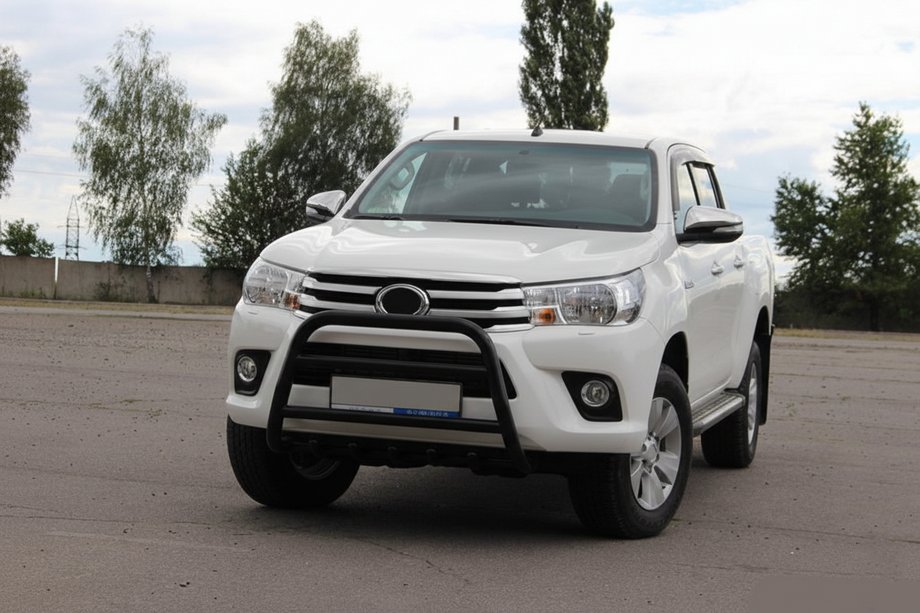 Toyota Hilux 2015- Defensa Delantera WT010 Negra (Acero Inoxidable) Foto 3