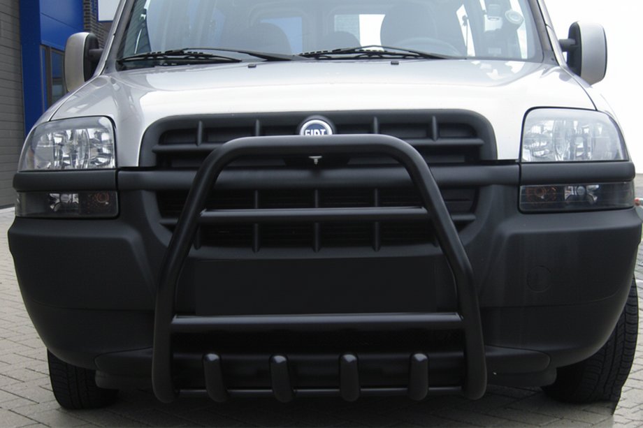 Fiat Doblo I 2001-2005 Defensa Delantera QT007 Negra (Acero Inoxidable) Image