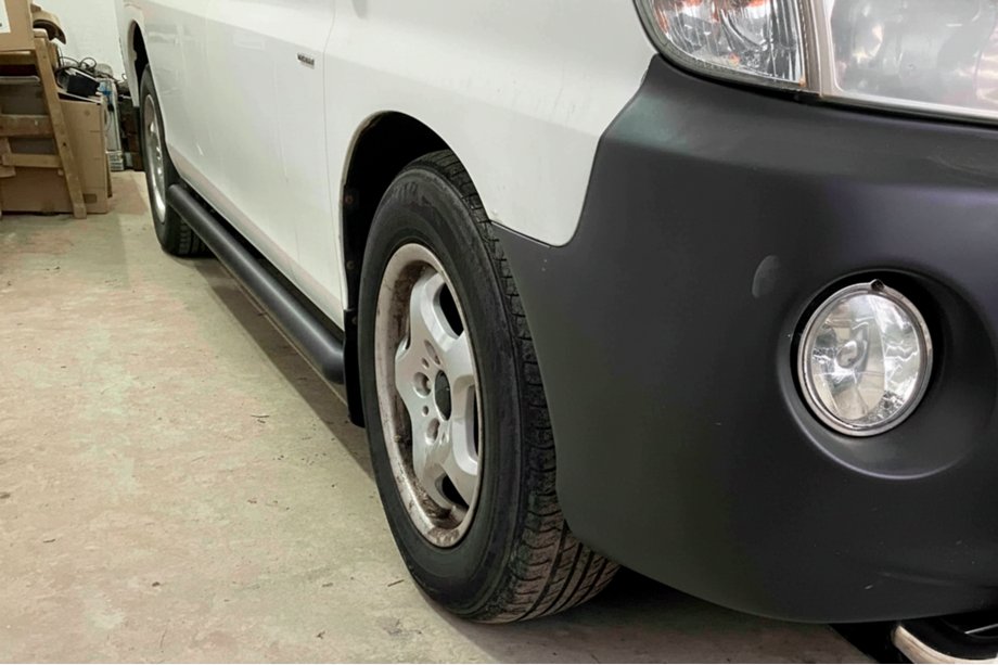 Hyundai H200, H1, Starex 1998-2007 Barras Laterales BB002 Negro (2 uds, Acero Inoxidable) Image