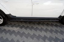 Renault Duster 2008–2017 Barras laterales con insertos Black (2 uds., acero inoxidable) foto 1