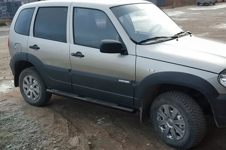 Chevrolet Niva 1998-2020 Barras Laterales Black (2 uds, Acero Inoxidable) Foto 3