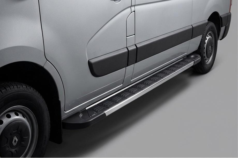 Renault Master 2011-2023 Estribos Laterales RedLine V1 (2 uds., Aluminio) Image