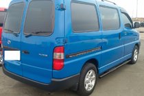 Toyota HiAce Barras Laterales Black (2 uds, acero inoxidable) foto 2