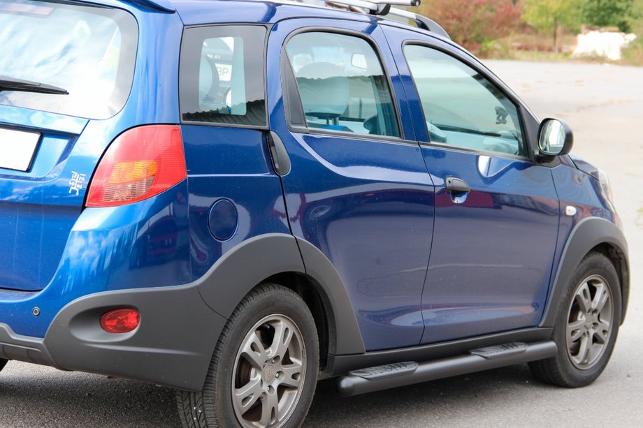 Chery Beat 2009-2015 Barras Laterales Black (2 uds, Acero Inoxidable) Image