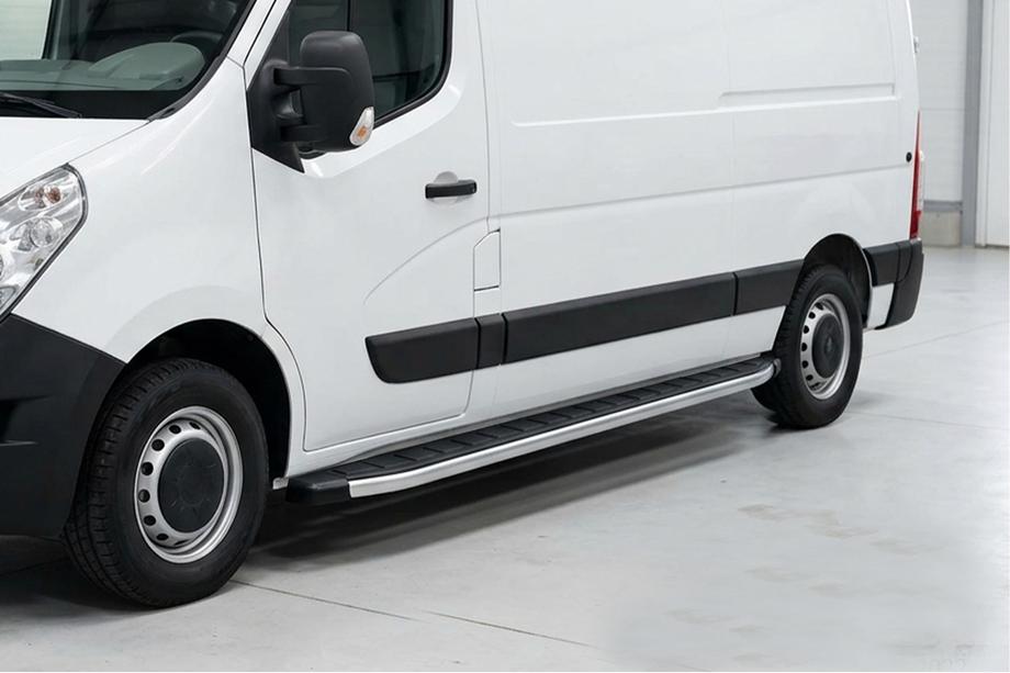 Renault Master 2011-2023 Estribos Laterales Fullmond (2 uds., Aluminio) Image