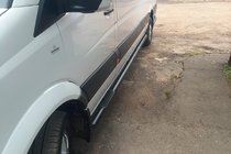Mercedes Sprinter W907/W910 2018- Barras Laterales Black (2 uds, Acero Inoxidable) foto 1