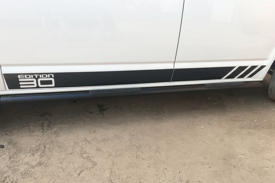 Volkswagen T5 2010-2015 Barras Laterales Black (2 uds, acero inoxidable) 70mm, Batalla Larga Foto 11