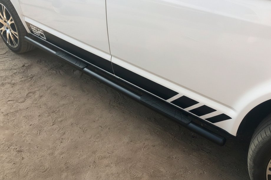 Volkswagen T6 2015-2024 Barras Laterales Black (2 uds, acero inoxidable) Image
