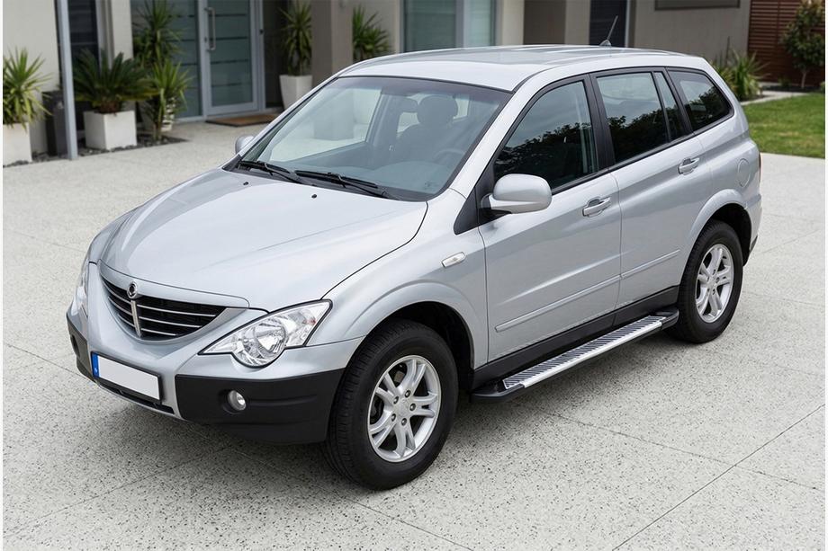 SsangYong Action 2005-2018 Estribos Laterales Line (2 uds., Aluminio) Image