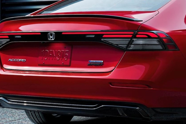 Reseña del Honda Accord Hybrid: Berlina mediana eficiente Foto 4