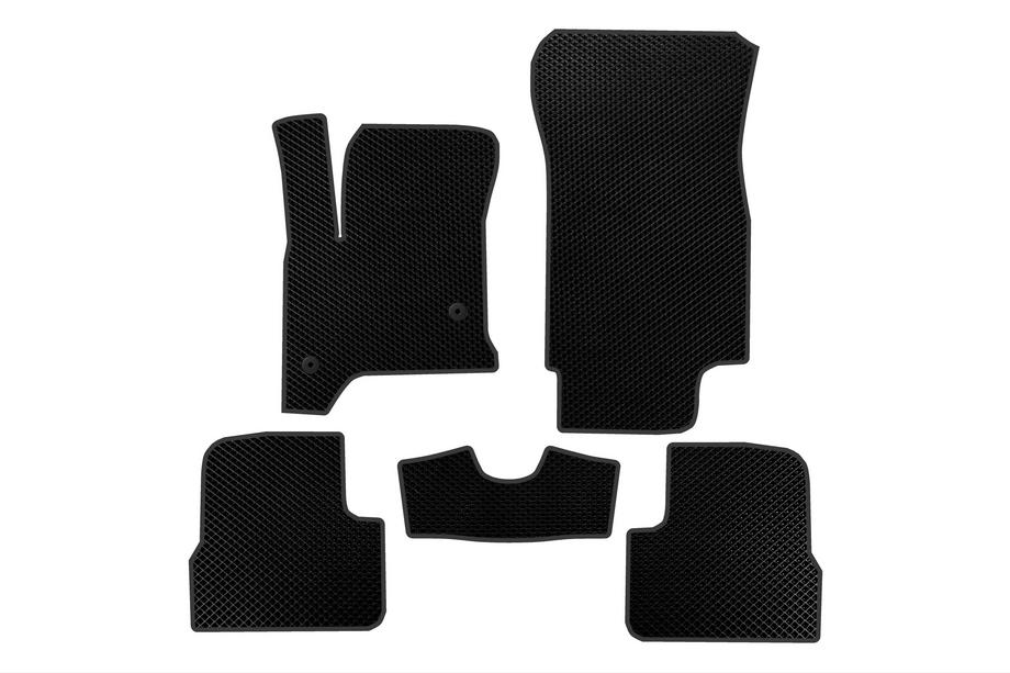 Alfa Romeo Junior 2024– Alfombrillas EVA (Negro) Image