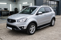 SsangYong Korando 2010-2019 Estribos Laterales Duru (2 uds., Aluminio) foto 1