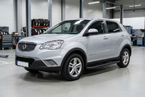SsangYong Korando 2010-2019 Estribos Laterales Bosphorus Black (2 uds., Aluminio) foto 1