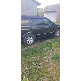 Estribos Laterales Allmond Black (2 uds., Aluminio) SsangYong Kyron 2005-2014 foto 4