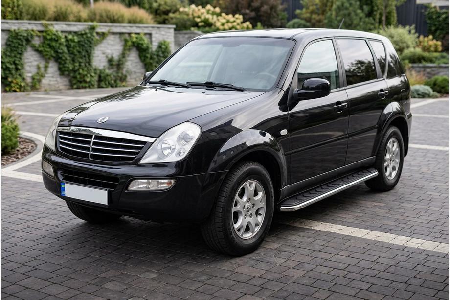 SsangYong Rexton I 2001-2017 Estribos Laterales Maydos V1 (2 uds., Aluminio y Acero Inoxidable) Image