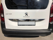 Peugeot Partner/Rifter 2019- Oferta Moldura de Acero Inoxidable sobre la Matrícula foto 1