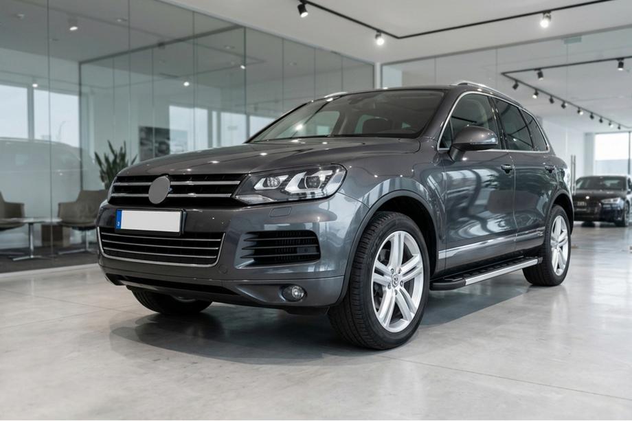 Volkswagen Touareg 2010-2018 Estribos Laterales RedLine V1 (2 uds., Aluminio) Image
