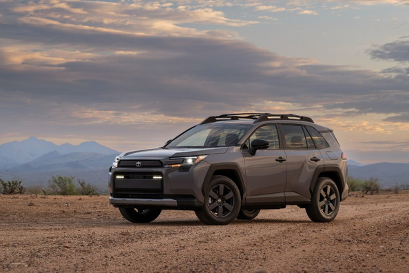 Prueba del Toyota RAV4 Woodland: Crossover híbrido para la aventura