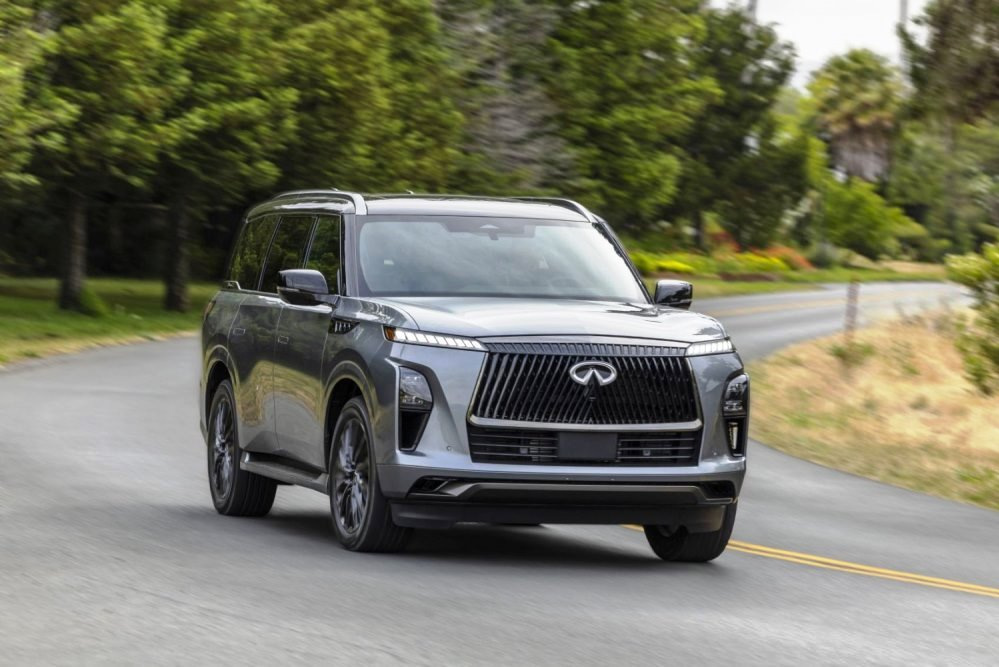 Infiniti QX80 de segunda generación: Especificaciones, versiones, fotos