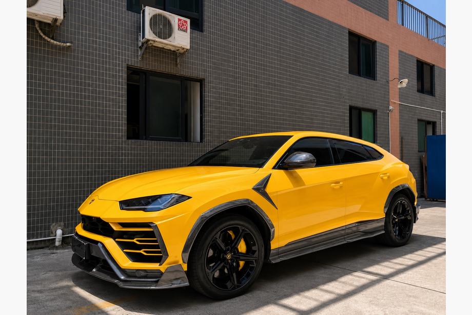 Lamborghini Urus 2018- Kit de carrocería MNSR Carbon (para 2018-2022) Foto 4