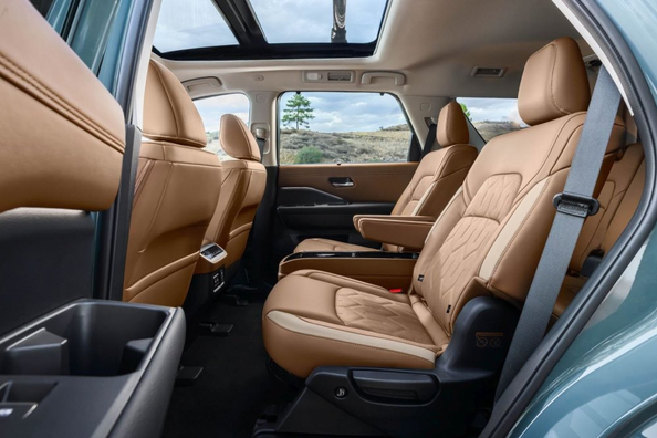 Reseña del Nissan Pathfinder 2026: SUV familiar renovado Foto 6