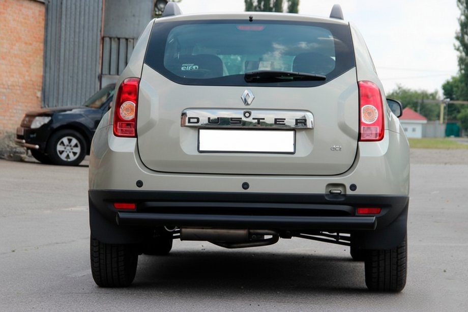 Dacia Duster 2008-2018 Barra Trasera Recta Black (Acero Inoxidable) Image
