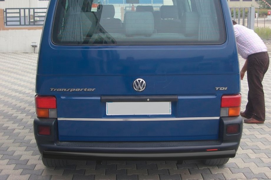 Volkswagen T4 Caravelle/Multivan 1990–2003 Barra Trasera AK002 Negra (Acero Inoxidable) Foto 5