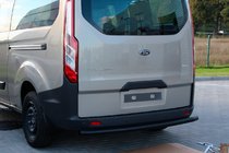 Ford Custom 2013-2022 Barra Trasera AK002 Negra (Acero Inoxidable) foto 3