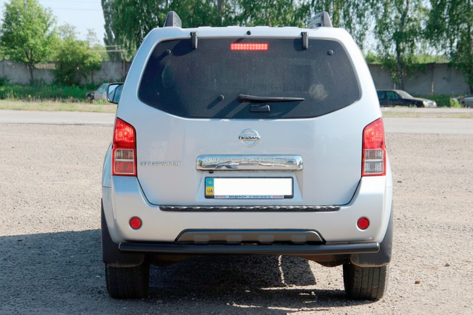 Nissan Pathfinder R51 2005-2014 Barra Trasera AK002 Negra (Acero Inoxidable) Foto 2