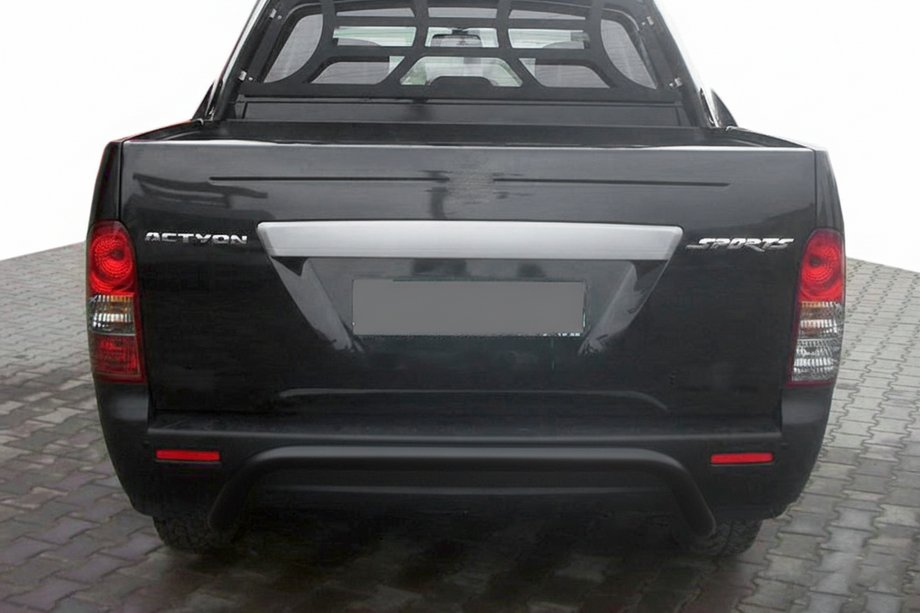 SsangYong Action 2005-2018 Defensa Trasera AK006 Negra (Acero Inoxidable) Image