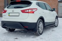 Nissan Qashqai 2014-2021 Barra Trasera AK007-1 Negra (Acero Inoxidable) foto 1